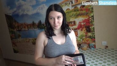 Русская брюнетка расплатилась с мастером анальным сексом