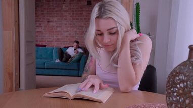 Русская студентка дала в попку парню вместо выполнения уроков